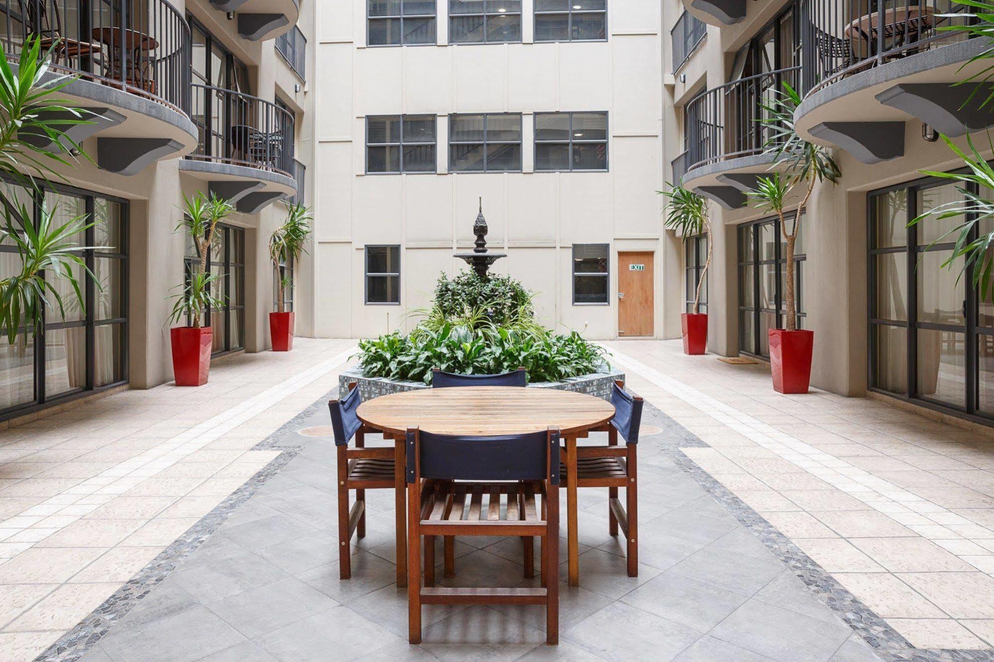 Quest Atrium Serviced Apartments Wellington Bagian luar foto
